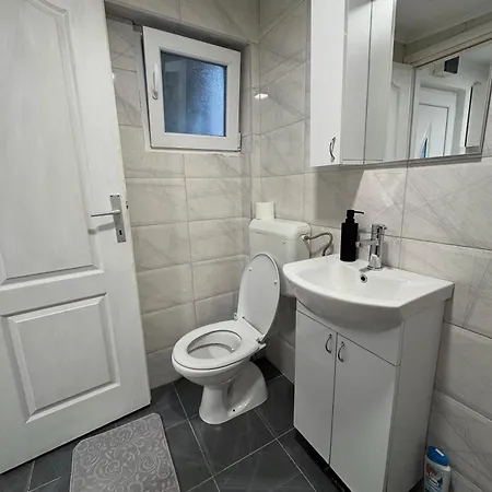 Georgeous Lux Purple Apartman
