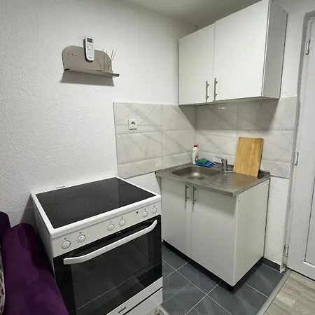 Apartman Georgeous Lux Purple