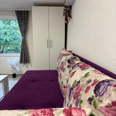Georgeous Lux Purple Apartman *