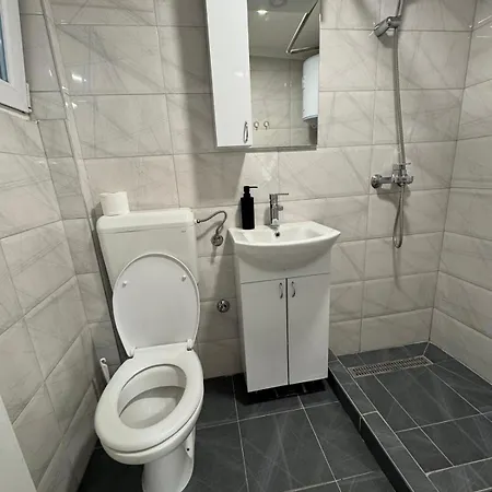 Georgeous Lux Purple Apartman